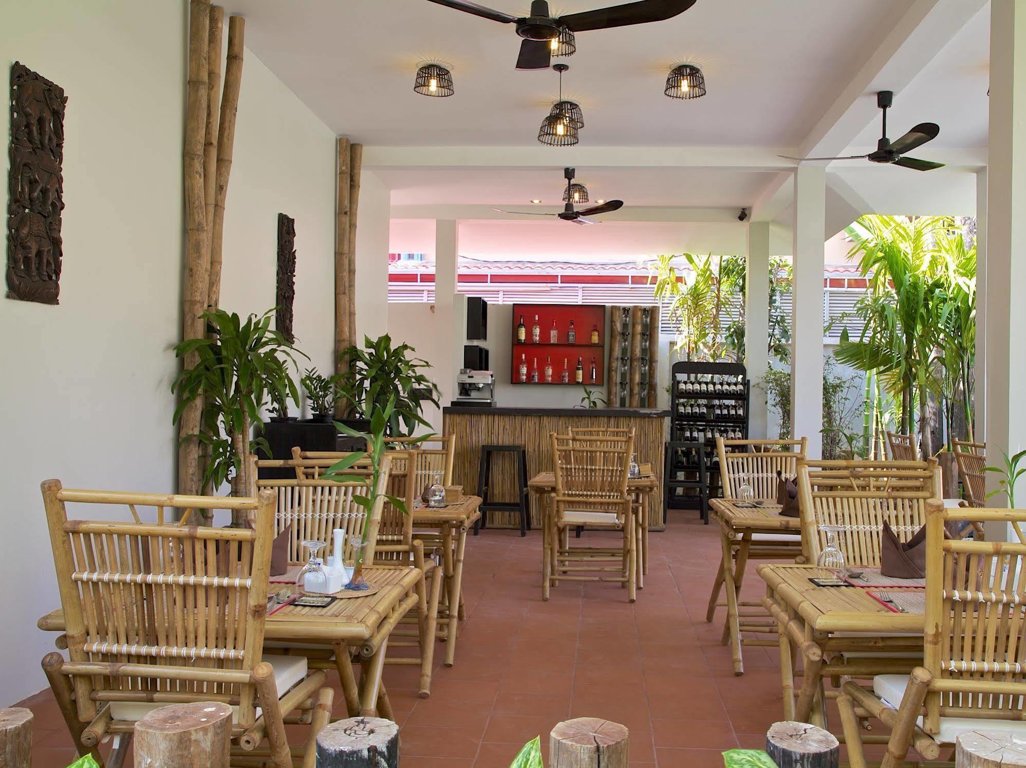 Angkor Magic Tree Boutique Siem Reap Exterior foto